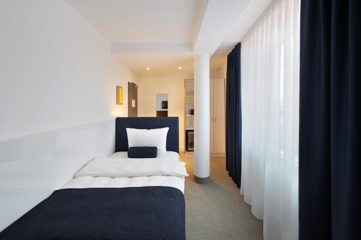 Bayer 89 Vi Vadi Hotel — 4