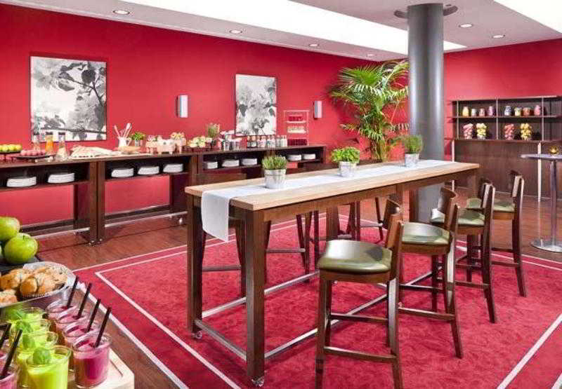 Courtyard by Marriott Munich City Center — 5