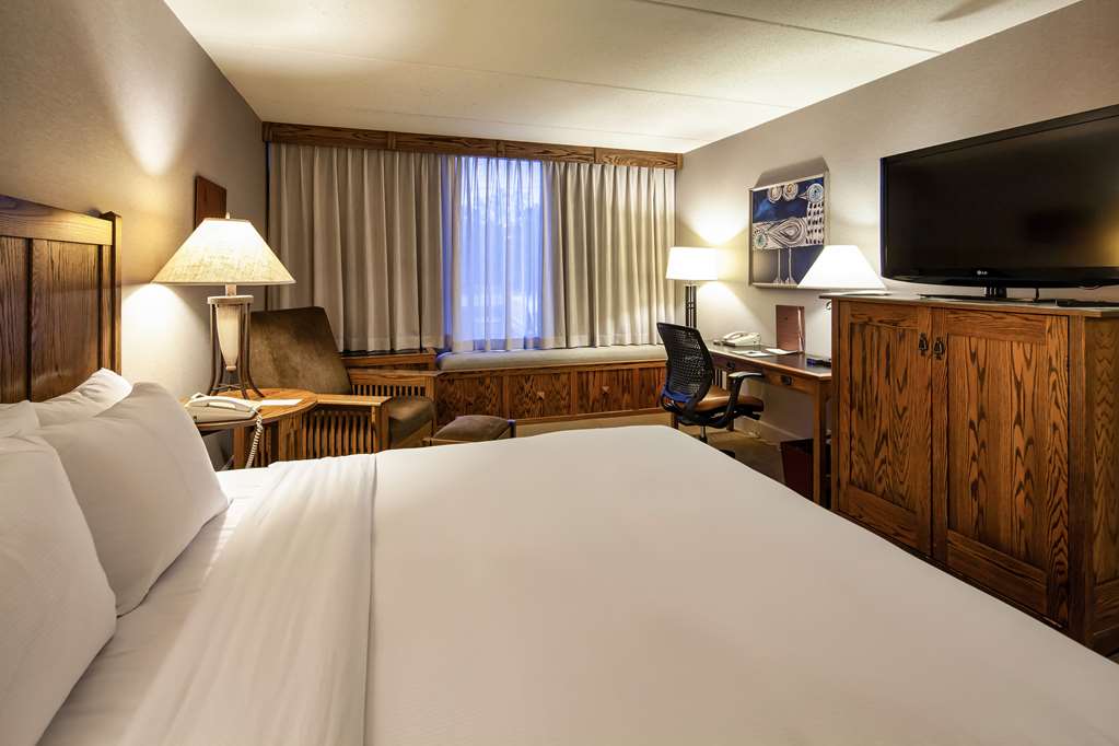 DoubleTree by Hilton Hotel Libertyville - Mundelein — 4