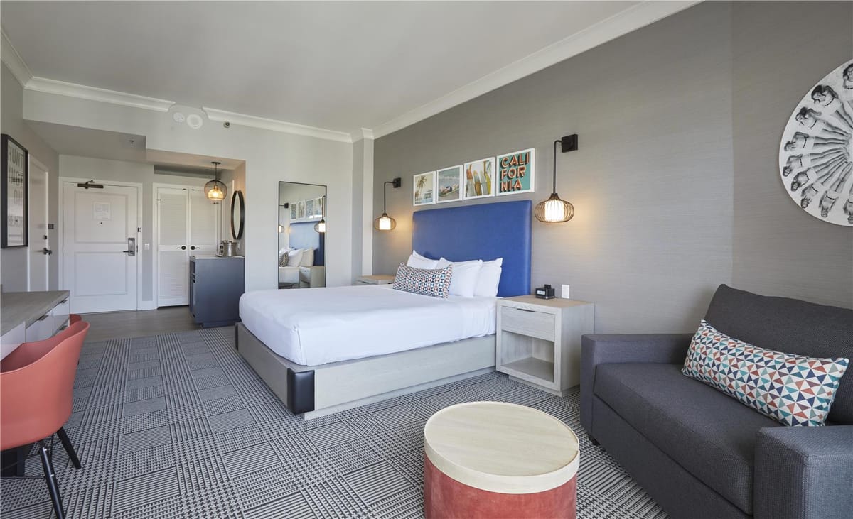 The Waterfront Beach Resort, a Hilton Hotel — 4