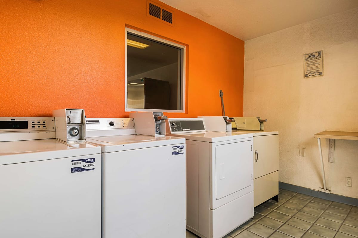 Value Stay Inn Lost Hills, CA — 4