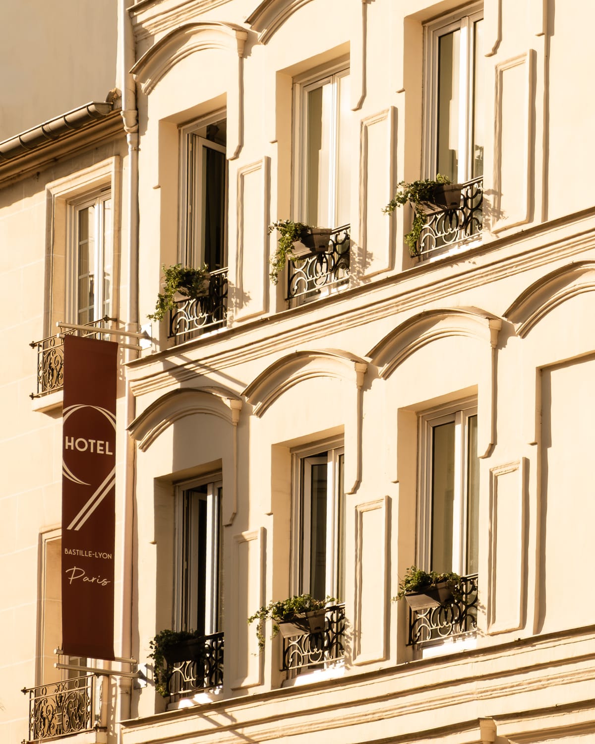 9Hotel Bastille-Lyon — 1