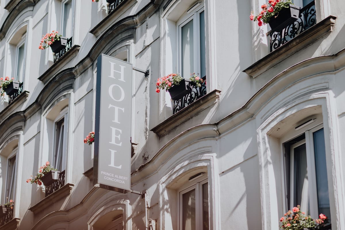 HOTEL PRINCE ALBERT GARE DE LYON — 1