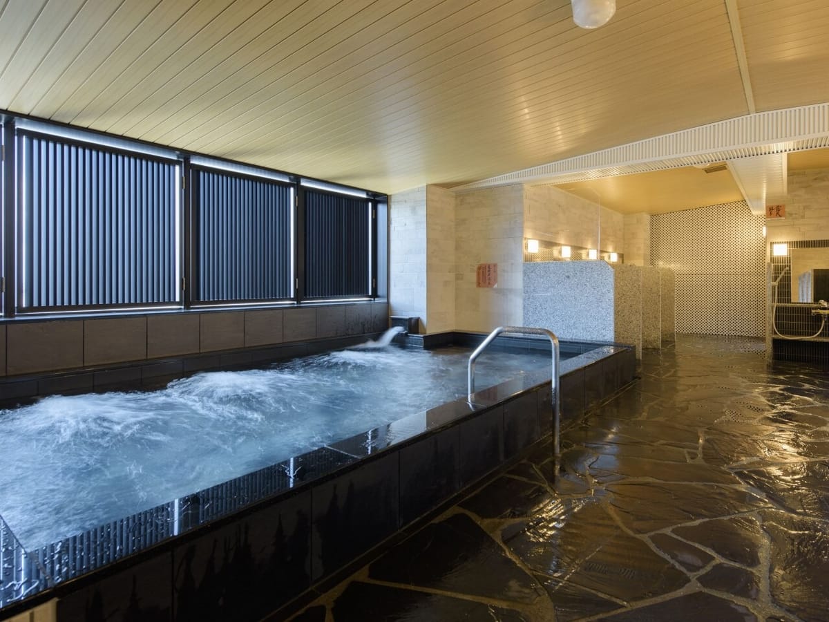 APA HOTEL SHINJUKU-KABUKICHO TOWER — 1