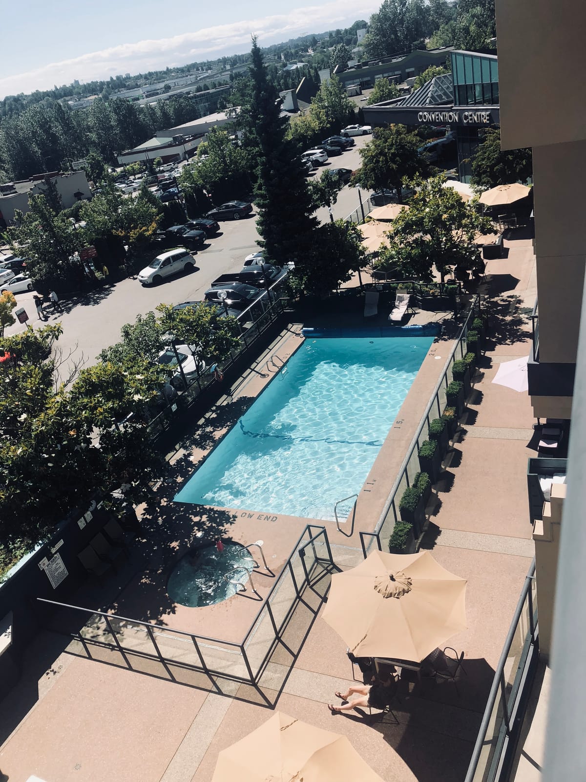 Executive Plaza Hotel Coquitlam — 4