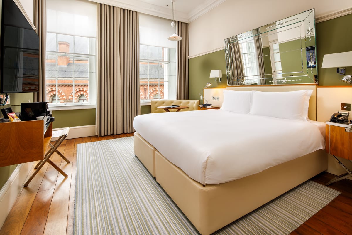 Kaya Great Northern Hotel, London — 3