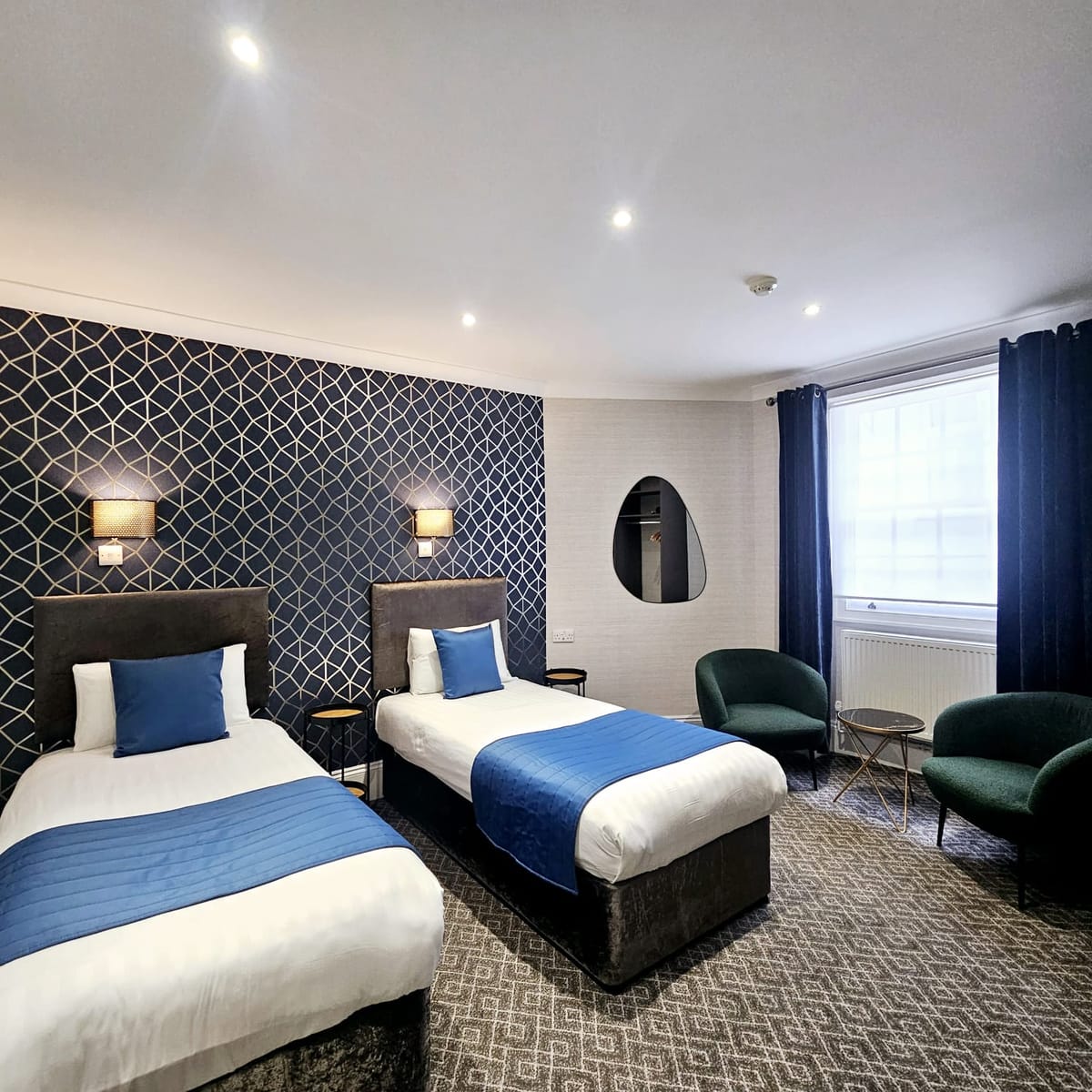 Mentone Hotel — 3