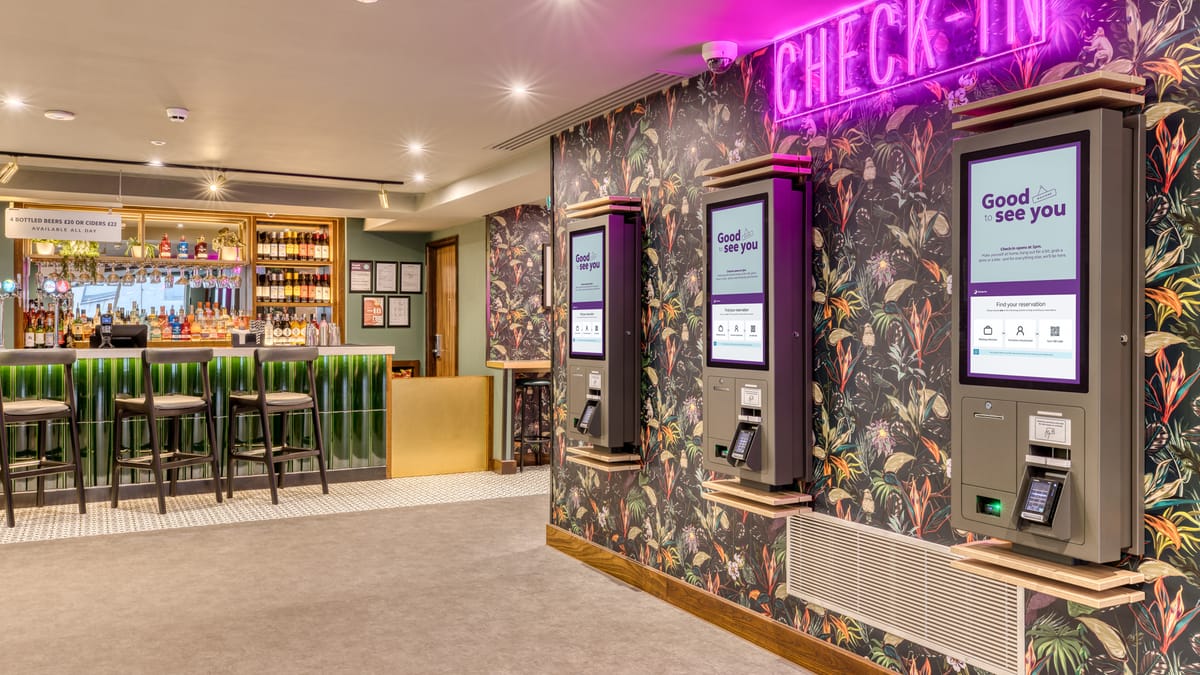 Premier Inn London St Pancras hotel — 5