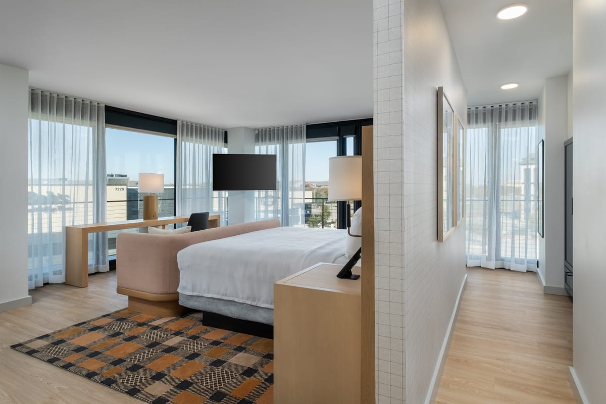 Denizen McKinney Hotel — 2