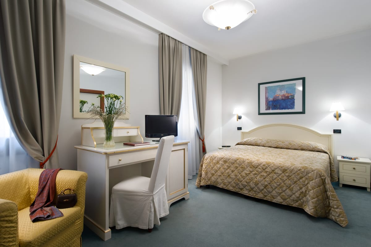 Hotel Carlton Capri — 3