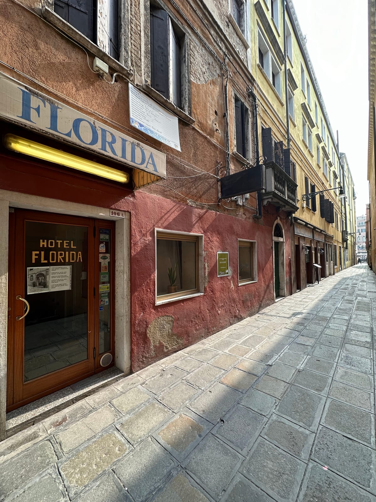 Hotel Florida — 2