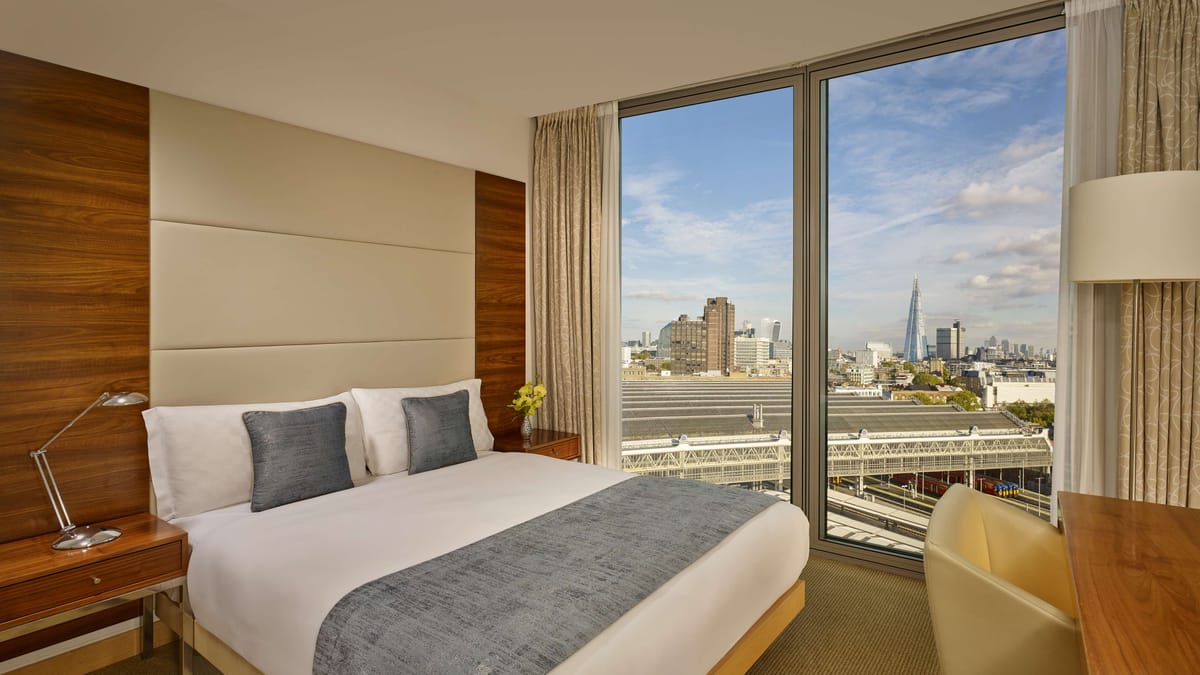 Park Plaza County Hall London — 1
