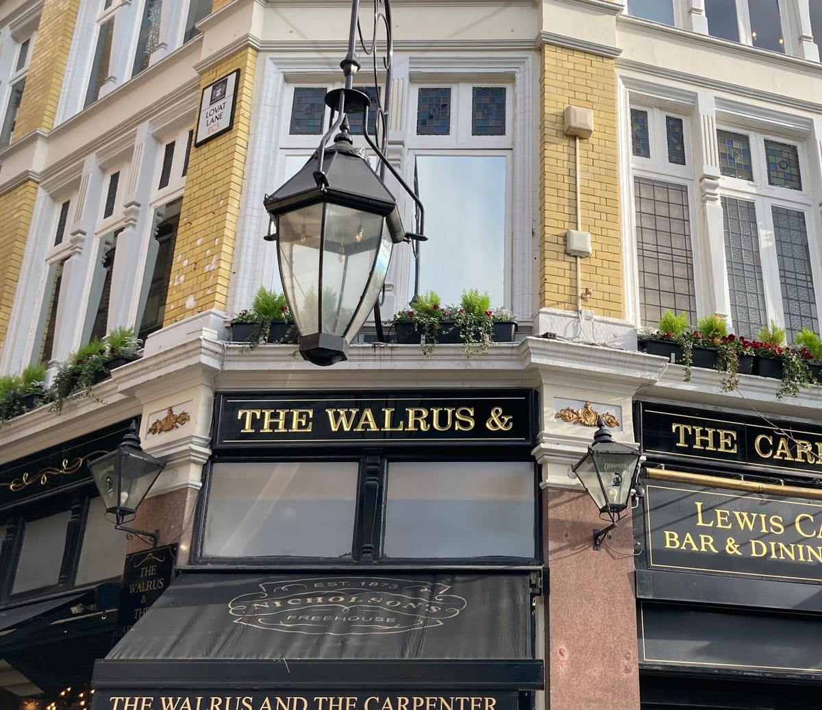 The Walrus Bar & Hostel — 4