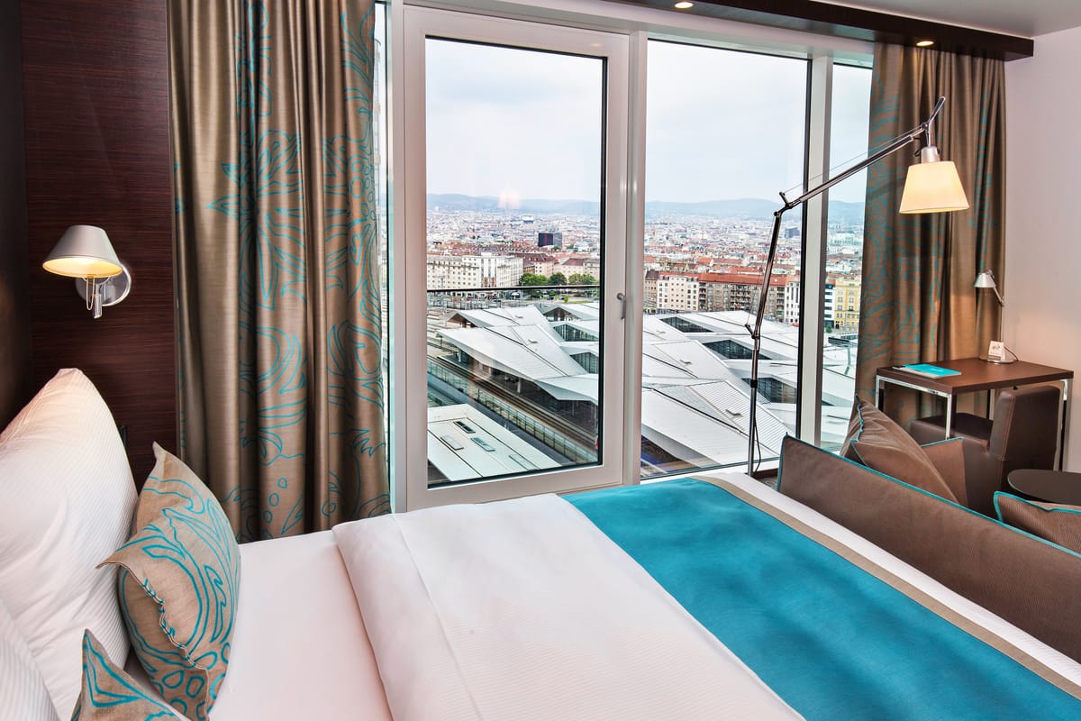 Hotel Motel One Wien-Hauptbahnhof — 1