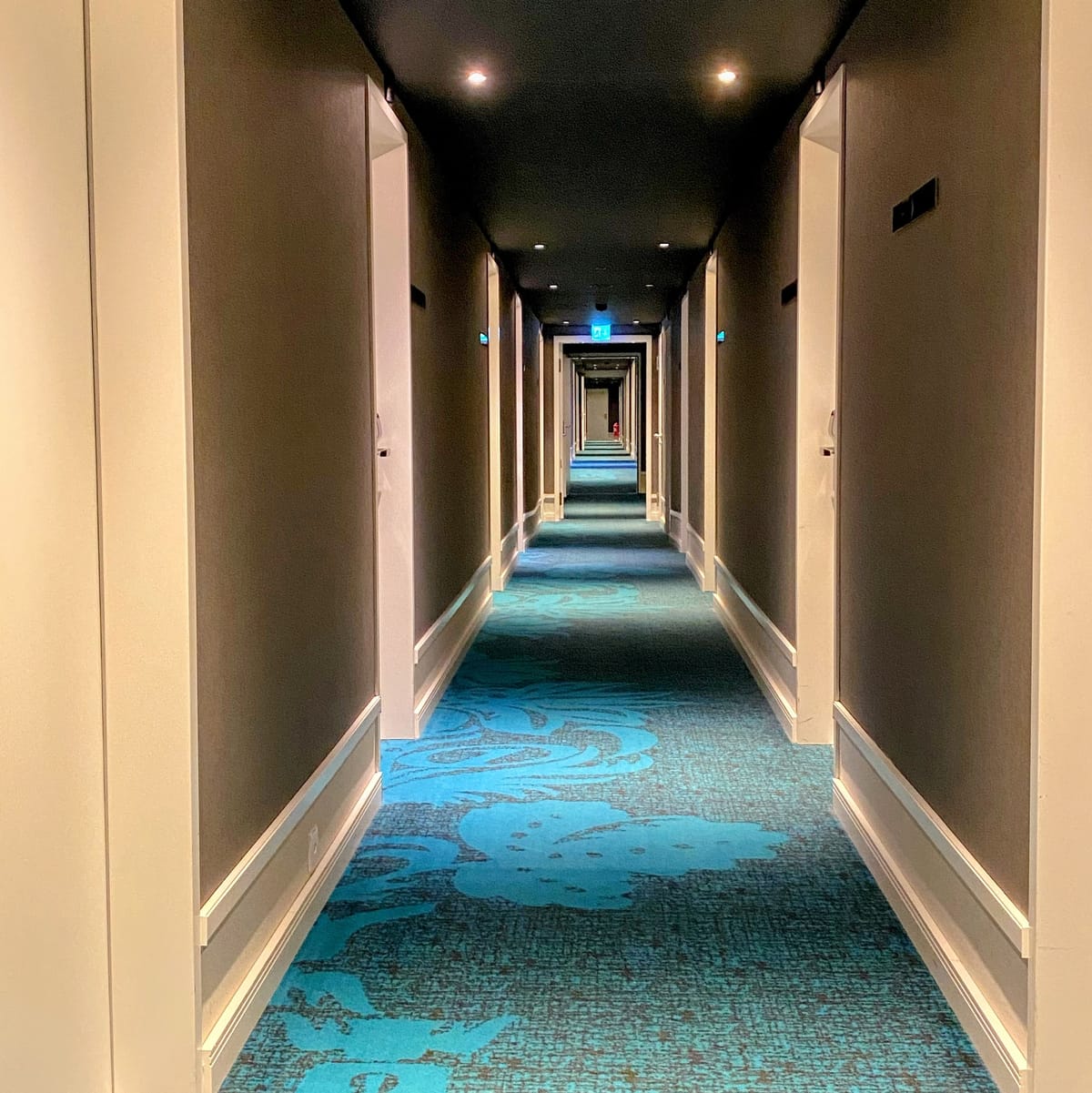 Hotel Motel One Zürich — 2